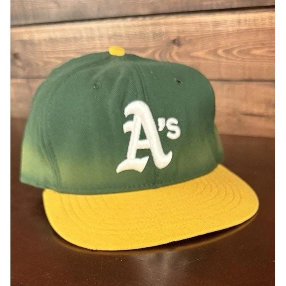 Vintage Roman Pro Oakland A's Athletic Wool Fitted Hat